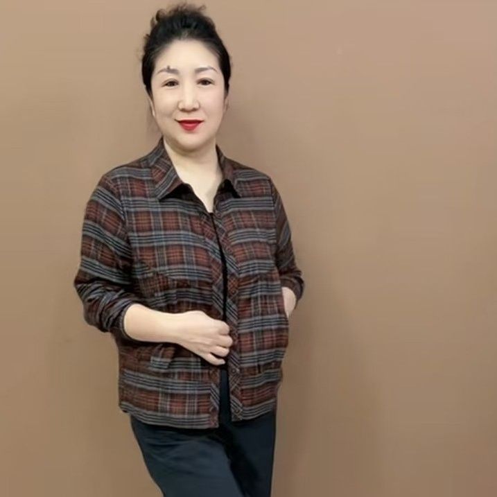 秋季女翻领长袖格子拼接