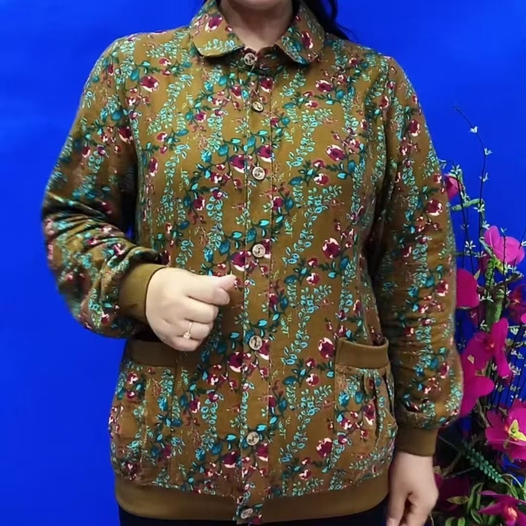 中老年妈妈方领纽扣短款