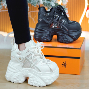百搭增高休闲运动鞋 新款 女2026春季 9cm小个子水钻轻便厚底老爹鞋