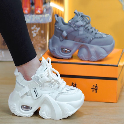 超轻水钻透气厚底老爹鞋女2026春季小个子百搭7cm增高休闲运动鞋