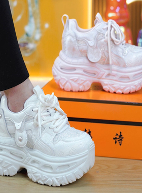 小香风显瘦厚底老爹鞋女2026春季小个子百搭9公分增高休闲运动鞋