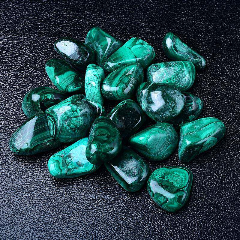 天然孔雀石大颗粒碎石原石孔雀石裸石矿标摆件大块原石碎石