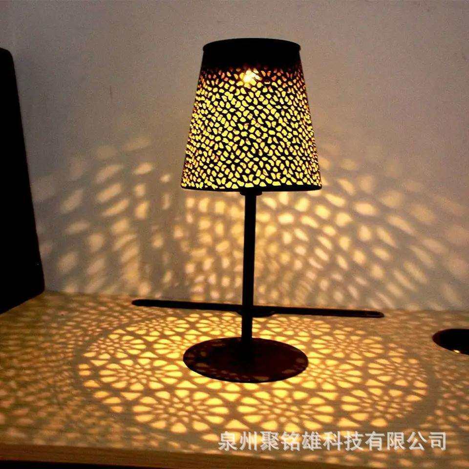 跨境太阳能铁艺桌灯 LED铁艺台灯 花园庭院桌面装饰金属工艺品灯
