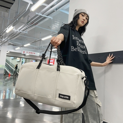 休闲健身包女大容量运动挎包短途旅行包包女斜挎手提旅行李袋新款