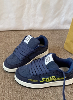 原创小众深蓝色面包鞋男ins潮2025冬季新款情侣百搭运动休闲板鞋