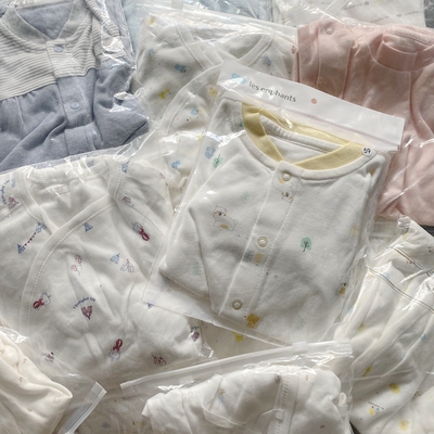 丽婴房微瑕连体衣服清仓特卖