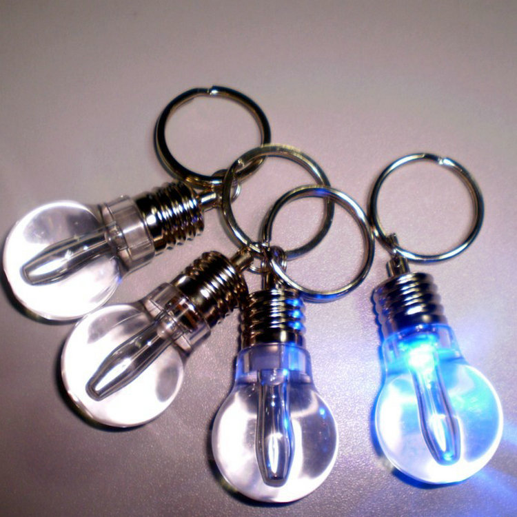LED创意迷你手电筒黄灯白灯发光灯泡钥匙扣节日礼品不怕摔