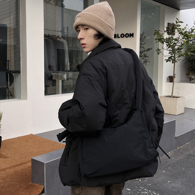 NIN原宿轻便复古单肩云朵腋下挎包男女云朵枕头挎包街头极简慵懒