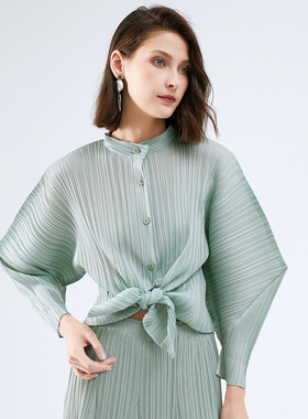 2021春季新款蝙蝠长袖立领上衣宽松显瘦衬衫开衫扣女装小众牛角款