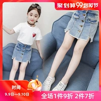 Váy bé gái 2019 mới mùa hè mỏng manh trong các chàng trai lớn phong cách váy denim nước ngoài Cô gái hoang dã phiên bản Hàn Quốc của váy váy thủy triều - Váy váy trẻ em 10 tuổi