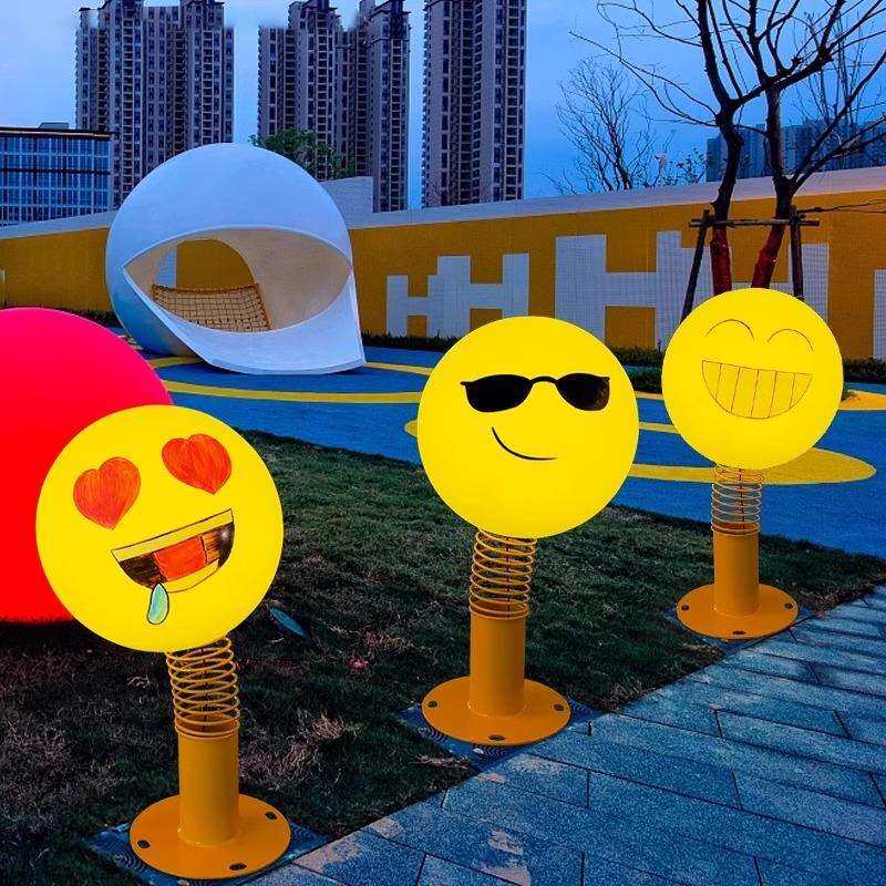 LED户外摆件有趣互动圆球弹簧笑脸打卡灯光广场游乐园卡通草坪灯
