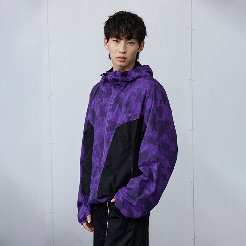 咆哮野兽斑驳拼接连帽夹克