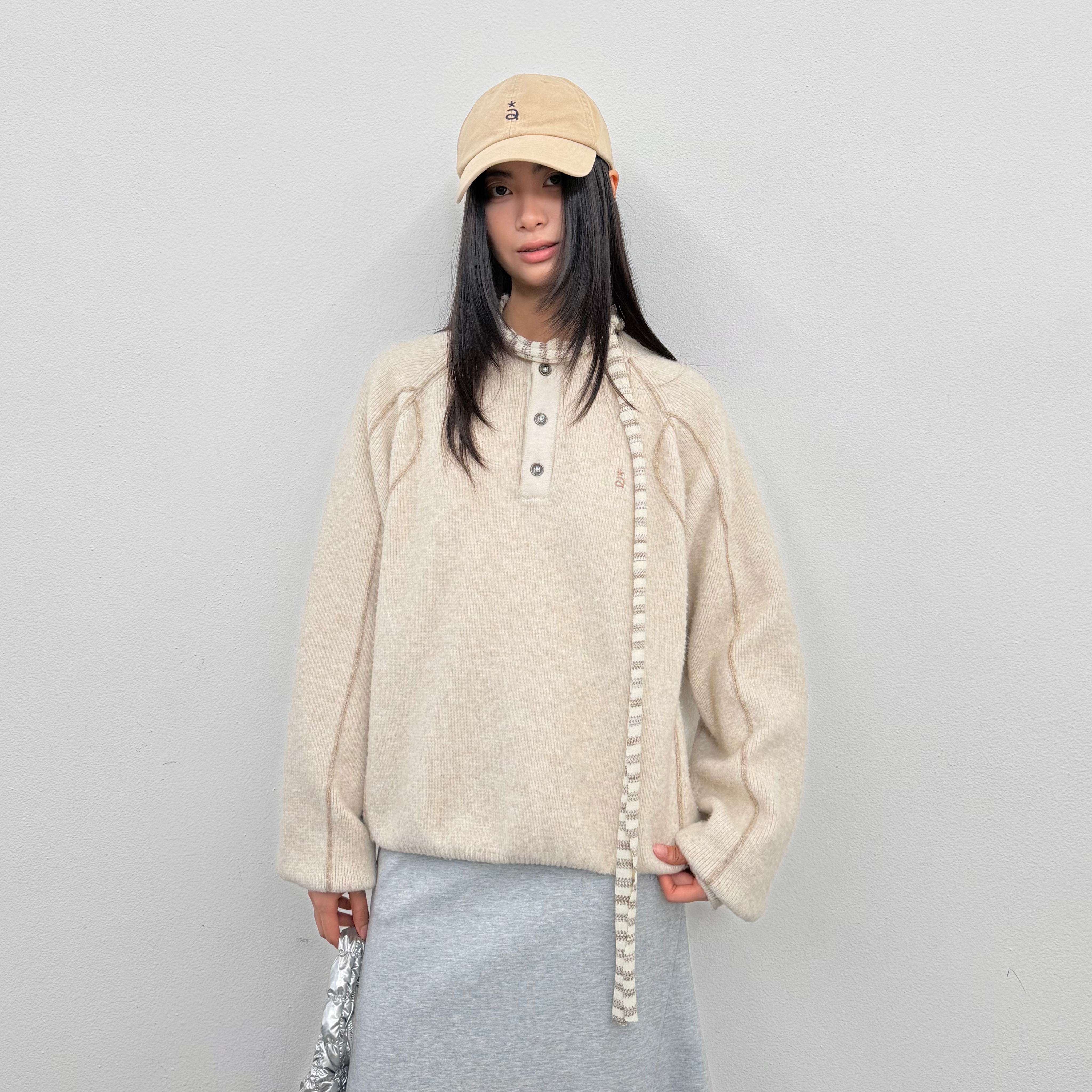 roaringwild杏色亨利领毛衣