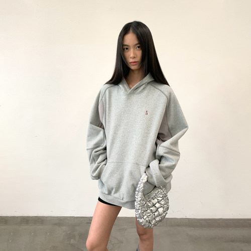 咆哮野兽拼接抓绒连帽卫衣