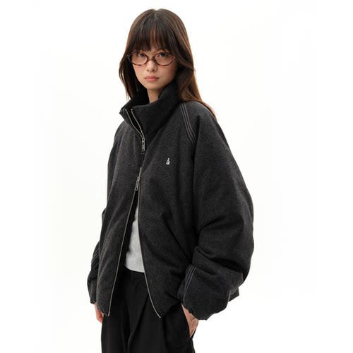 roaringwild深灰色鹅绒羽绒服