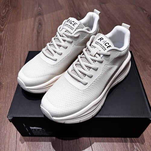 H系舒适透气网面休闲跑步运动鞋