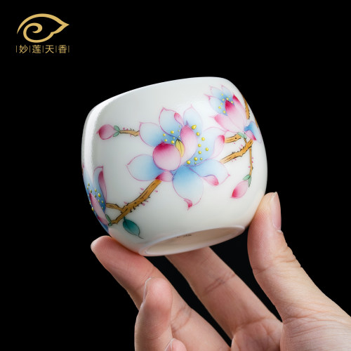 白玉汝瓷手绘玉兰花主人杯单杯
