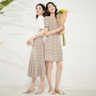 百搭半身裙气质中长裙碎花百搭显瘦版 女装 型 服饰 万丽