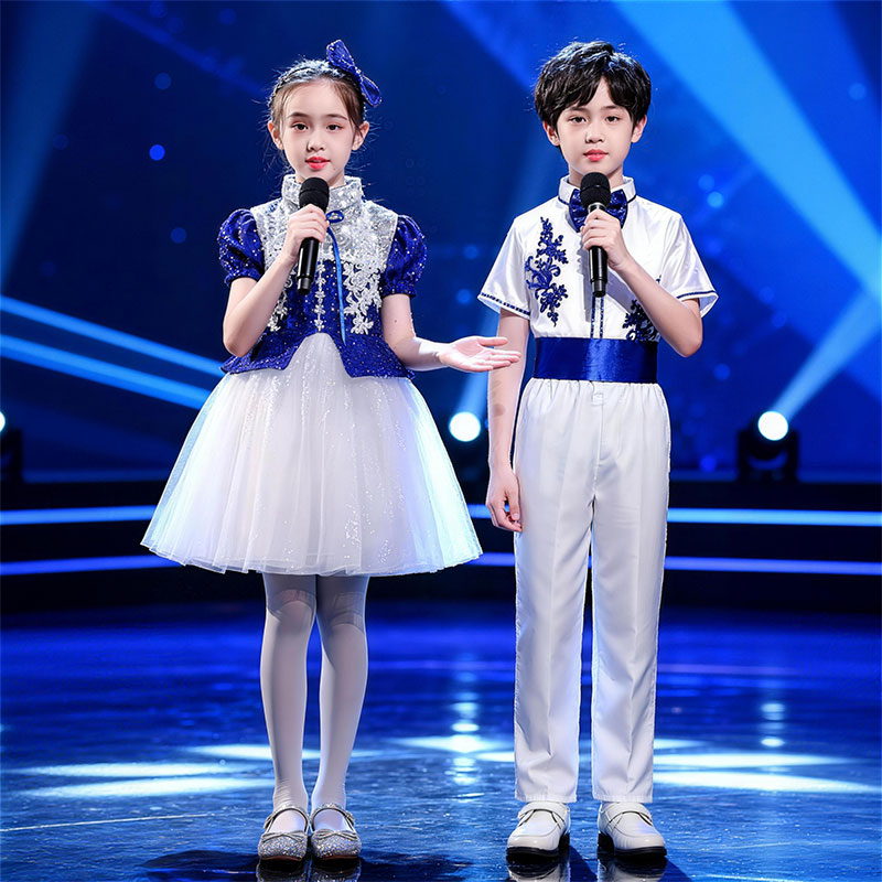 中小学生儿童合唱诗歌朗诵演出服