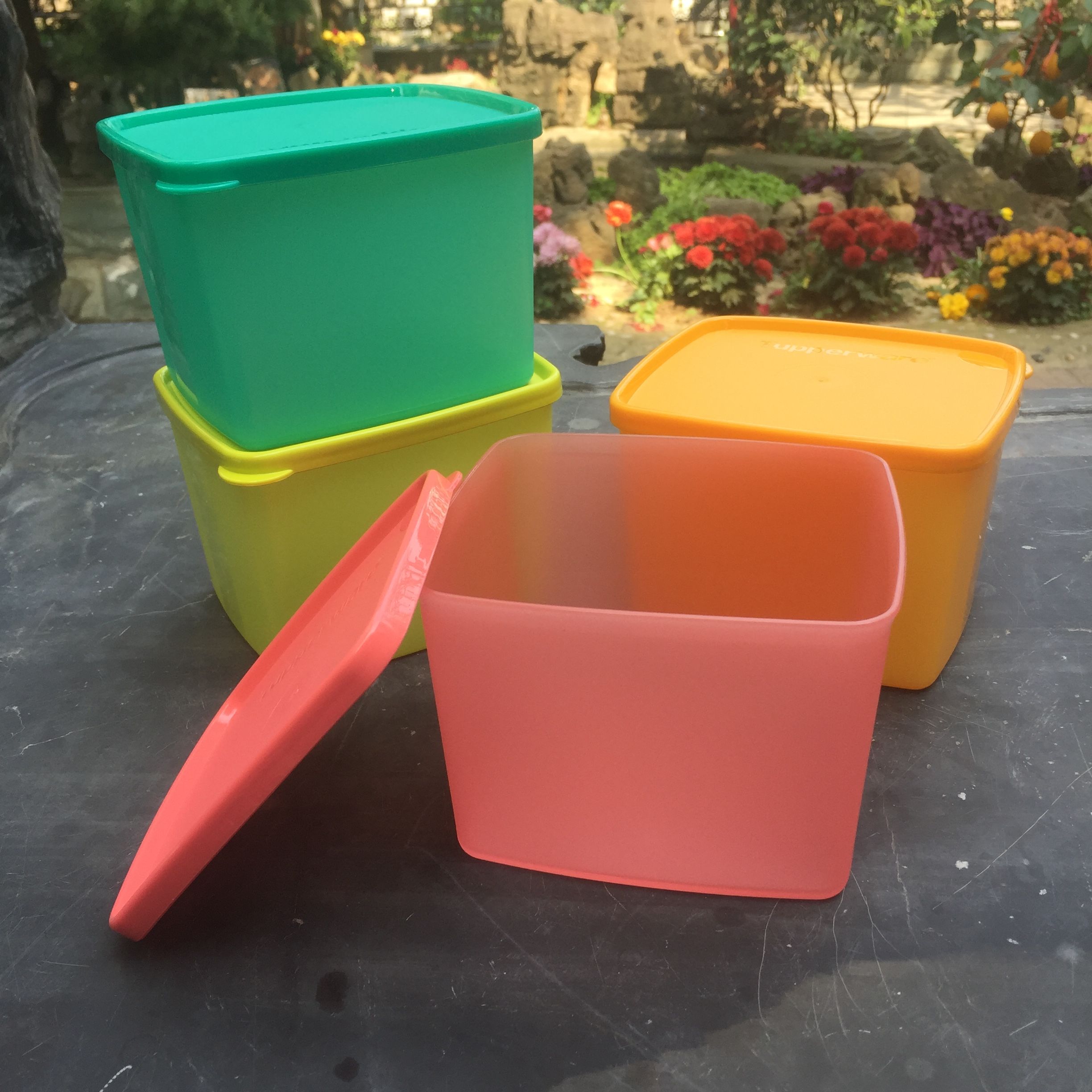 特百惠塑料蔬菜密封冷藏保鲜方盒