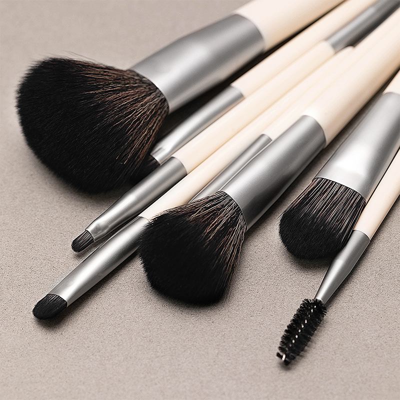 MINISO/名创优品 无暇仿羊毛化妆刷眼影双头眉散粉粉底唇遮瑕尾刷