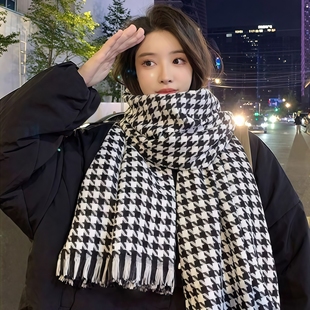 千鸟格围巾秋冬季女冬天高级感百搭加厚韩版格子韩版学生保暖围脖