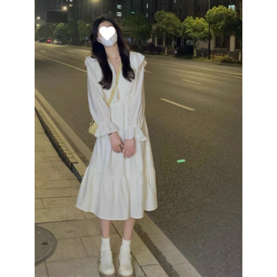 长袖白色气质连衣裙子女2025新款早秋装法式荷叶边气质温柔风长裙