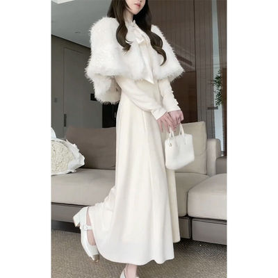 加绒加厚2025秋冬搭配一整套小个子套装白色斗篷针织连衣裙两件套