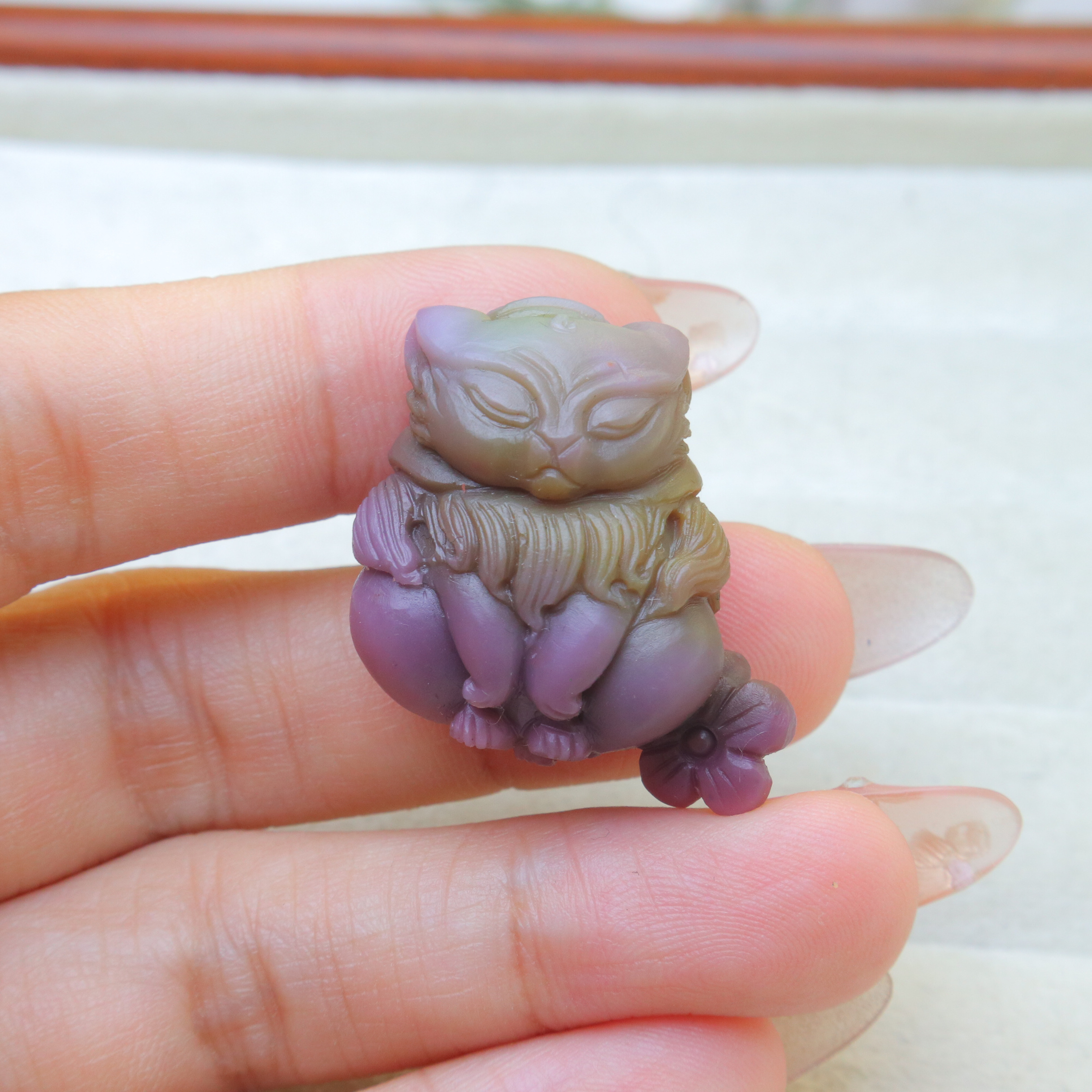 四川凉山盐源玛瑙柿子雕刻招财猫毛衣链吊坠送礼物