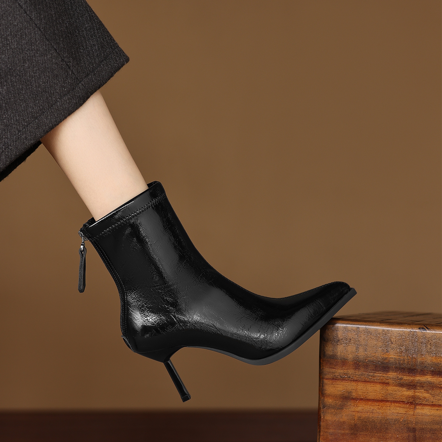 ZHR/则则显瘦增高时装靴瘦瘦靴子及踝学高跟靴子秋冬短靴女靴