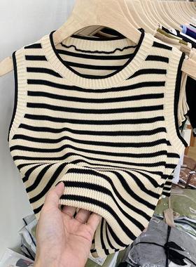 Striped camisole top for women绿色吊带背心无袖冰丝针织上衣
