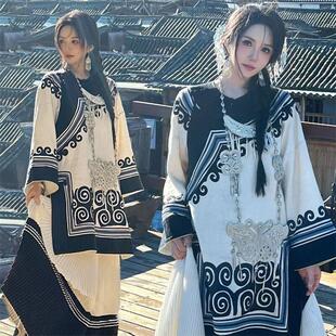 Yi Costume 新款彝族服装影楼新中式中国风闺蜜旅拍少数民族写真