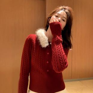 Women's knitted pullover sweater with fur collar毛衣女针织衣