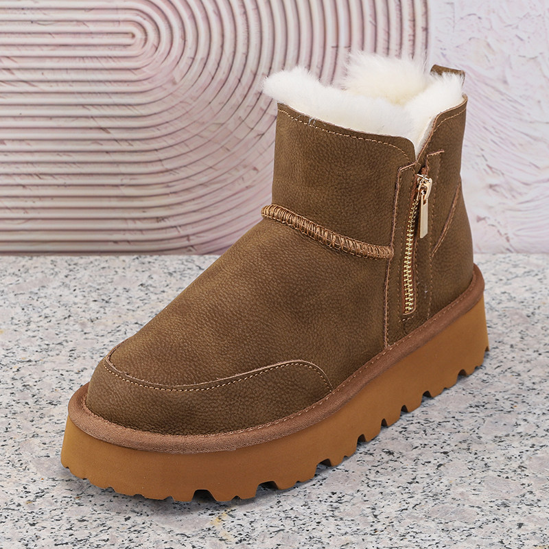 厚底羊毛保暖男女款雪地靴