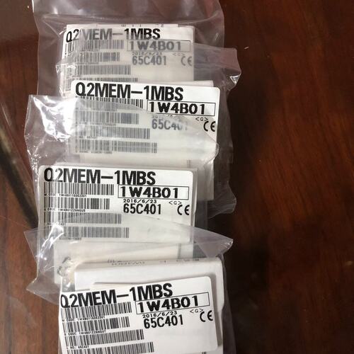 议价三菱cpu内寸卡模块Q2MEM-1MBS一台，正可维修