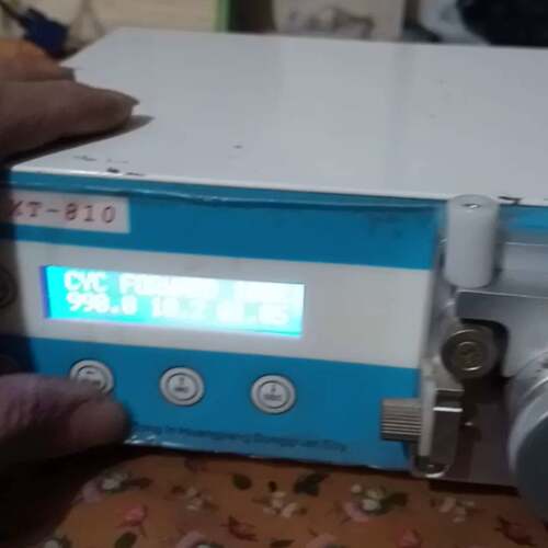可维修进口XT-810点胶机，功能正常，单机没配件，新的要三四千