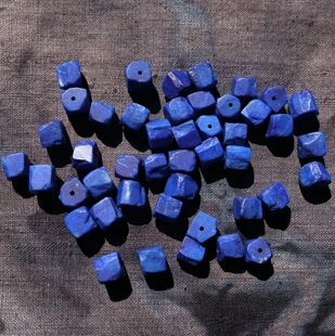 天然原矿阿富汗老矿青金石方块珠DIY古珠配件随机一颗