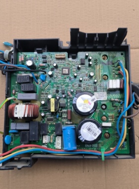 适用格力空调外机变频板电器盒30148301主板 W8423R测试好