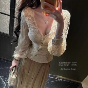 杜总家 温软解语花*原创温婉清冷感v领蕾丝衫女气质修身针织上衣