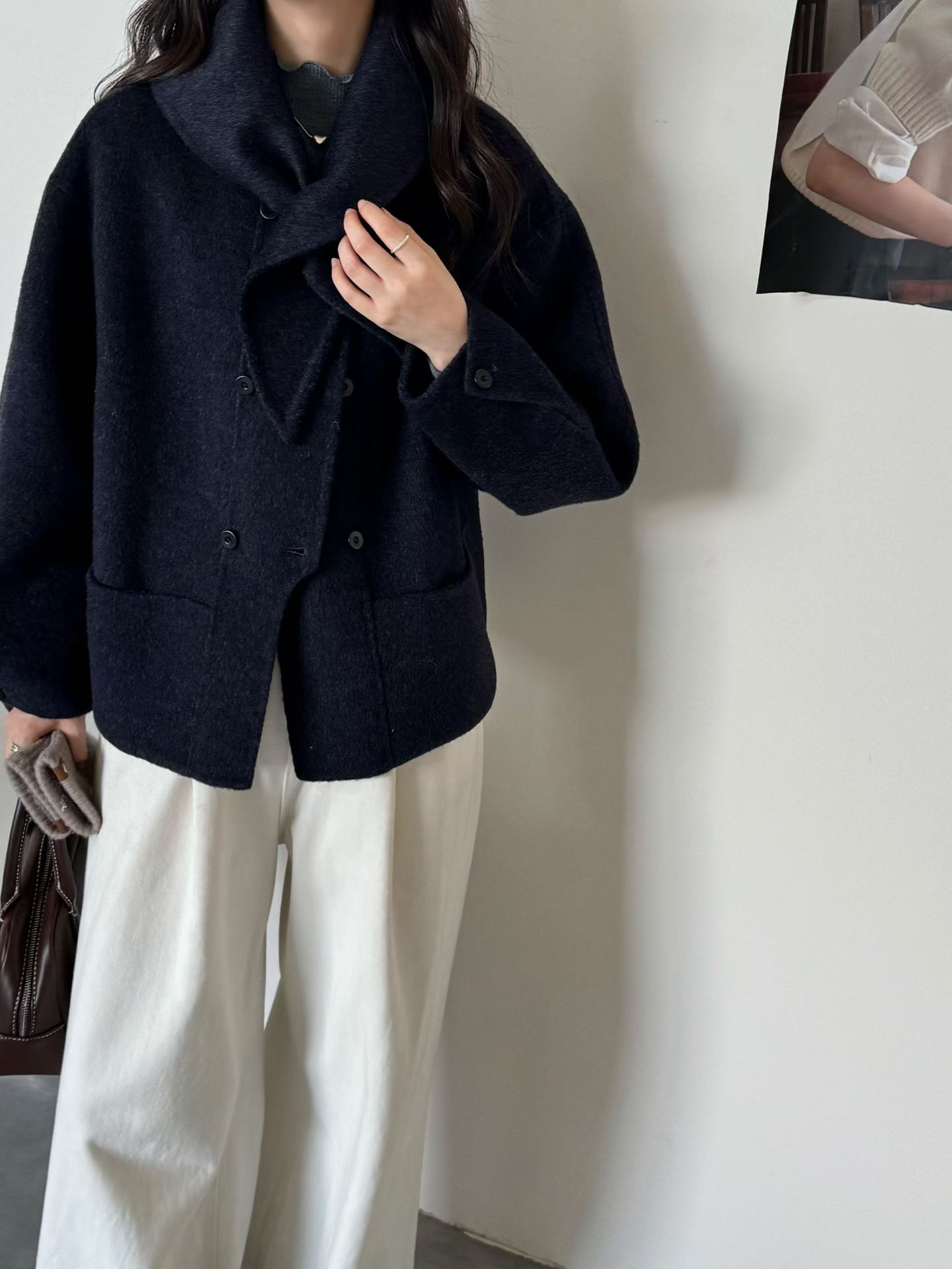 2025秋冬新款羊绒大衣女时尚气质兔耳宽松外套大翻领短款羊毛大衣