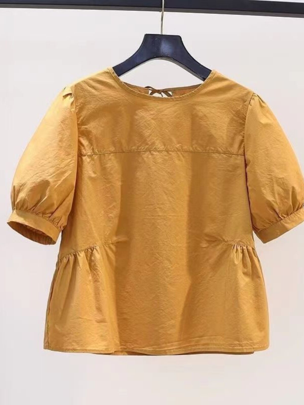 여성용 블루 라운드 넥 풀오버 퍼프 슬리브 셔츠 2024 여름 루즈 베이비돌 셔츠 허리와 트렌디하고 아름다운 다용도 탑