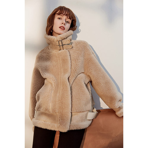 皮毛一体短款颗粒绒外套HeyDress