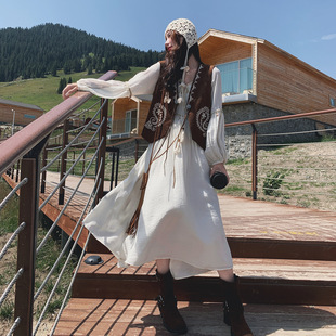 复古民族风刺绣马甲连衣裙套装 官方实拍法式 202 故事面料女装 罗芬