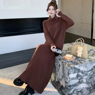 大码女装宽松显瘦高领长袖连衣裙