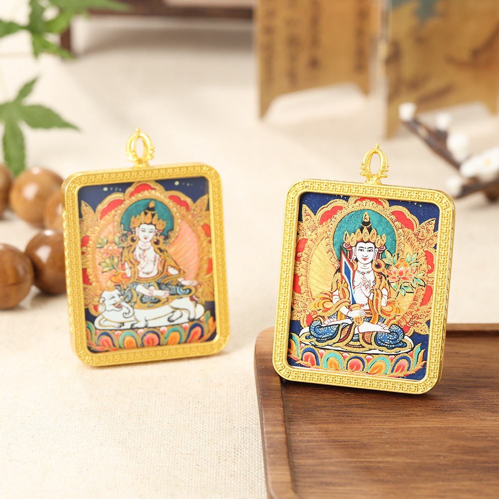 2026藏式彩绘八大守护神唐卡吊坠民族风生肖本命佛描金嘎乌盒项链