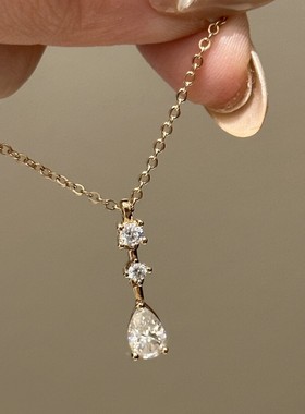 2026小红书爆款夏日月神之泪双钻加水滴钻造型灵动项链气质轻奢锁