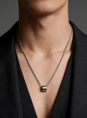 钛钢小蛮腰吊坠项链简约百搭