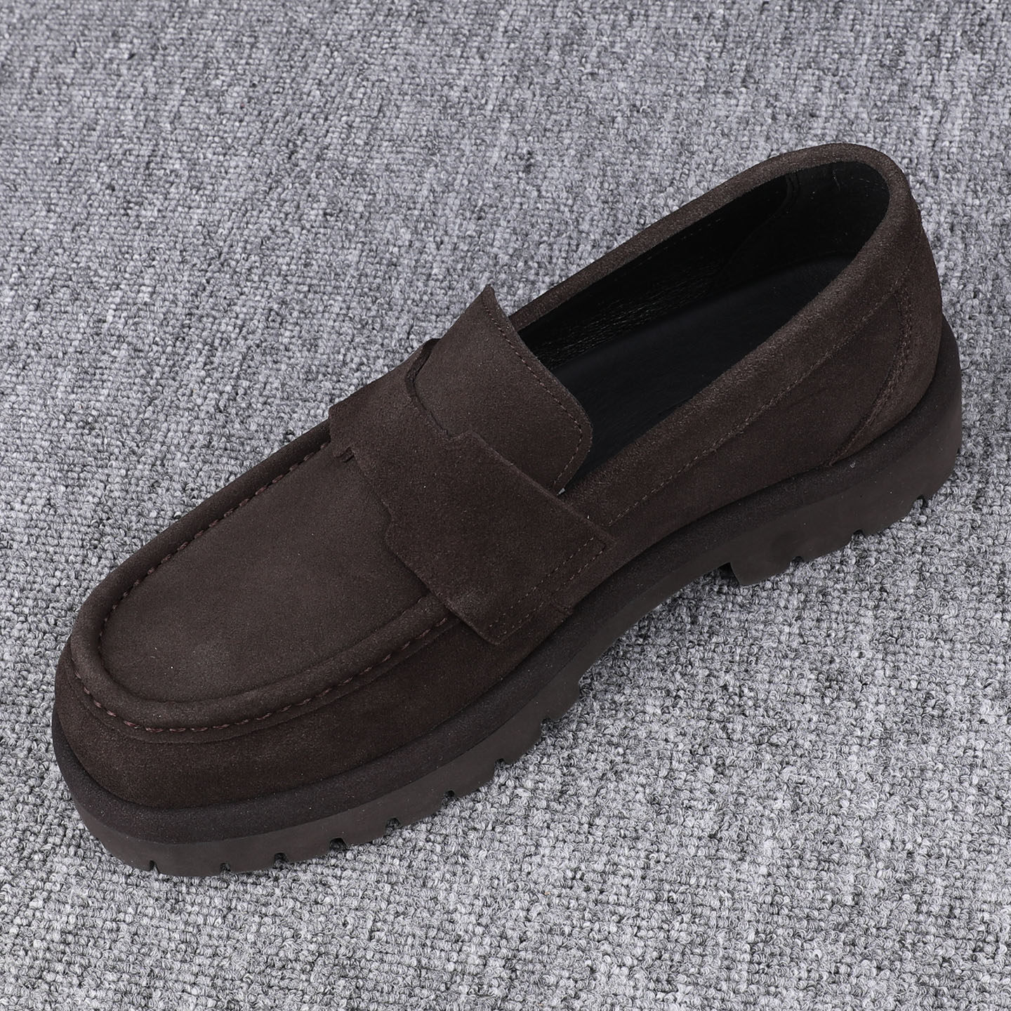 反绒男鞋2026春秋新款英伦厚底乐福鞋时尚一脚蹬懒人磨砂工装鞋男