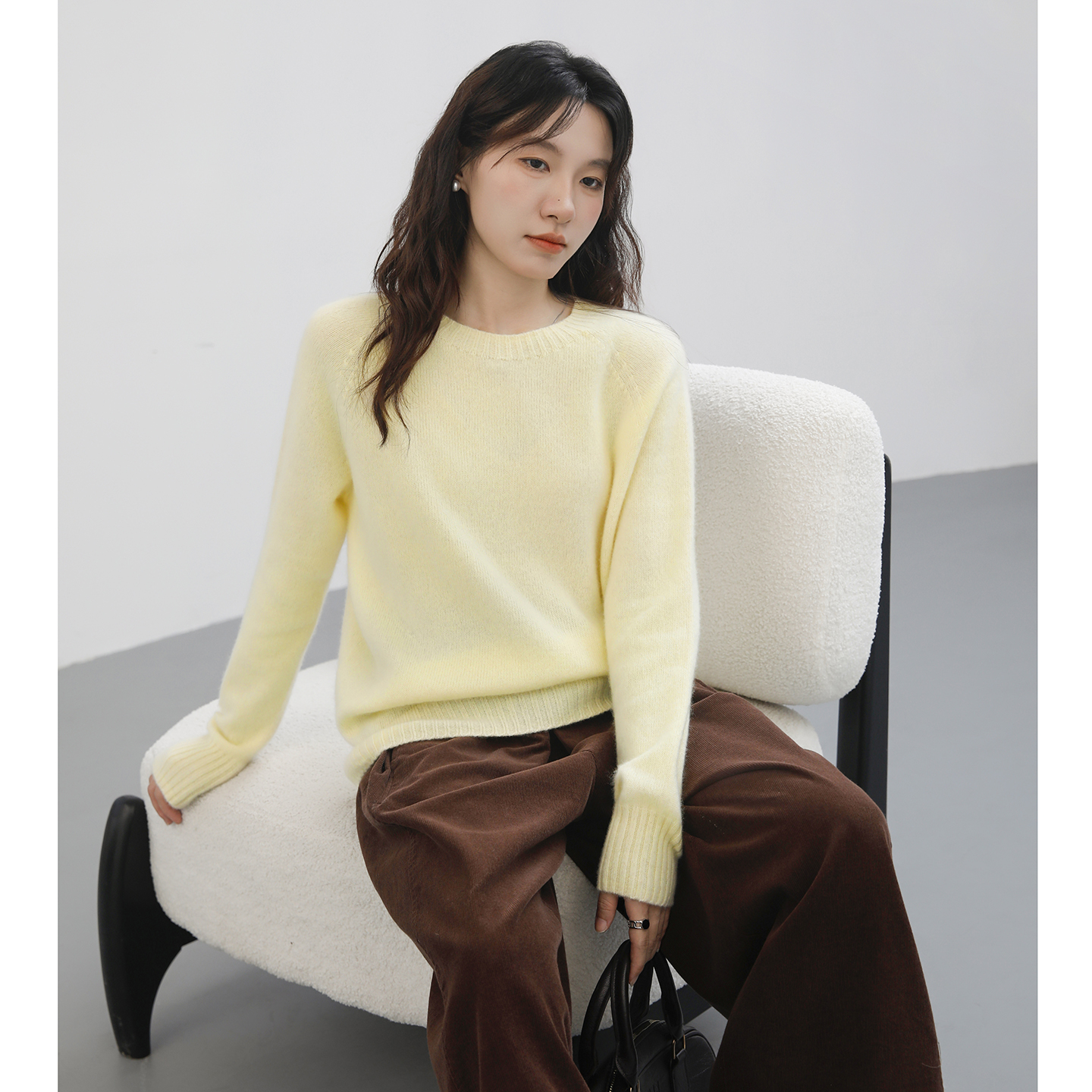 多巴安色圆领保暖山羊绒打底衫