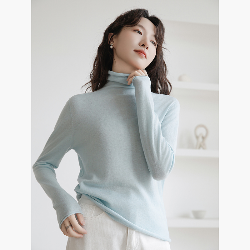 浅蓝色100绵羊毛高领毛衣打底衫